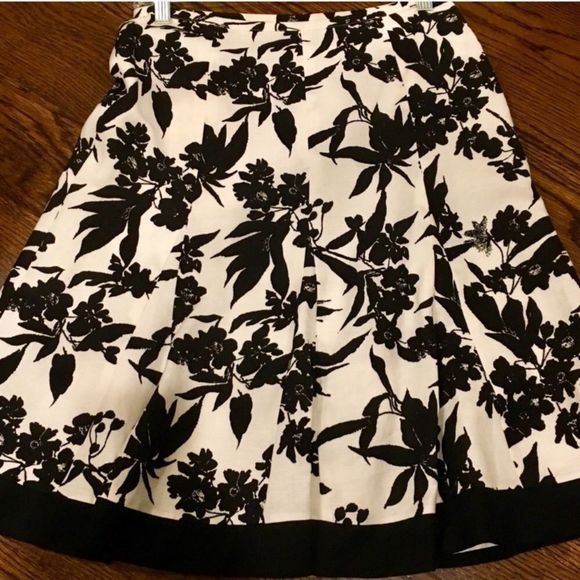 ANN TAYLOR Linen Toile Black Ivory Skirt Size 2 - Picture 1 of 8